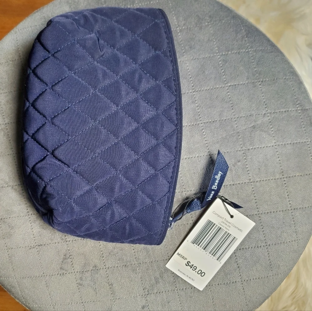 Vera Bradley Quilted Blue Cosmetic Pouch NWT - Picture 7 of 8